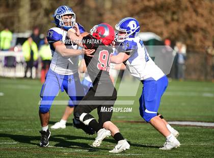 Thumbnail 2 in Darien @ New Canaan (CIAC Class LL Semifinal) photogallery.