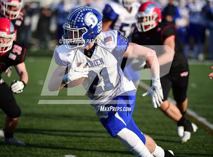 Thumbnail 2 in Darien @ New Canaan (CIAC Class LL Semifinal) photogallery.
