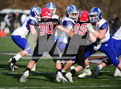 Thumbnail 3 in Darien @ New Canaan (CIAC Class LL Semifinal) photogallery.