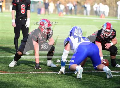 Thumbnail 3 in Darien @ New Canaan (CIAC Class LL Semifinal) photogallery.
