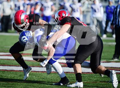 Thumbnail 1 in Darien @ New Canaan (CIAC Class LL Semifinal) photogallery.