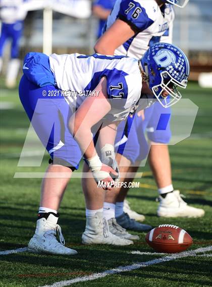 Thumbnail 2 in Darien @ New Canaan (CIAC Class LL Semifinal) photogallery.