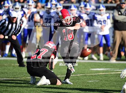Thumbnail 2 in Darien @ New Canaan (CIAC Class LL Semifinal) photogallery.