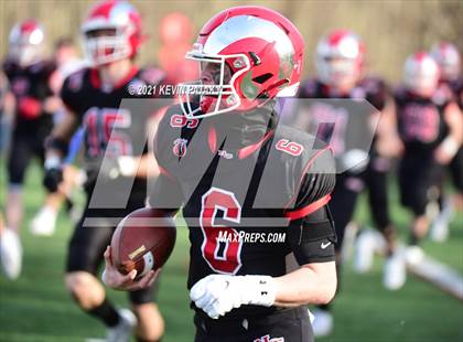 Thumbnail 2 in Darien @ New Canaan (CIAC Class LL Semifinal) photogallery.