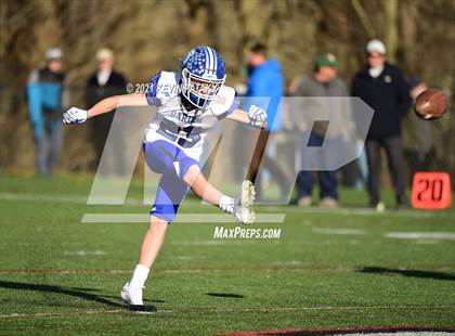 Thumbnail 2 in Darien @ New Canaan (CIAC Class LL Semifinal) photogallery.