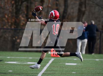 Thumbnail 1 in Darien @ New Canaan (CIAC Class LL Semifinal) photogallery.