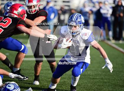 Thumbnail 3 in Darien @ New Canaan (CIAC Class LL Semifinal) photogallery.