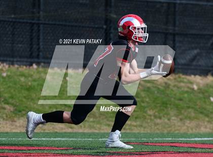 Thumbnail 1 in Darien @ New Canaan (CIAC Class LL Semifinal) photogallery.