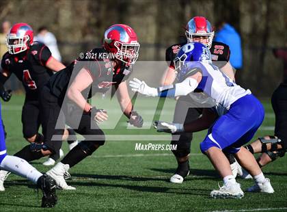Thumbnail 1 in Darien @ New Canaan (CIAC Class LL Semifinal) photogallery.