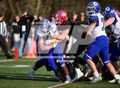 Thumbnail 2 in Darien @ New Canaan (CIAC Class LL Semifinal) photogallery.
