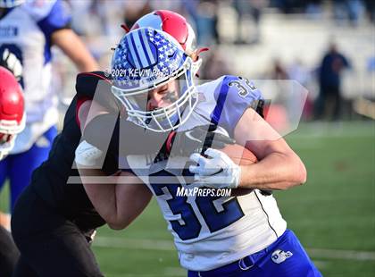 Thumbnail 2 in Darien @ New Canaan (CIAC Class LL Semifinal) photogallery.