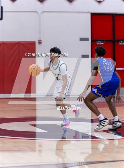 Thumbnail 3 in Bishop Amat vs. Ontario Christian photogallery.