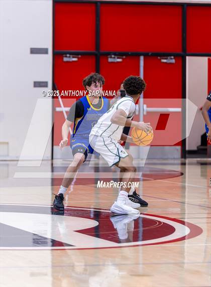 Thumbnail 2 in Bishop Amat vs. Ontario Christian photogallery.