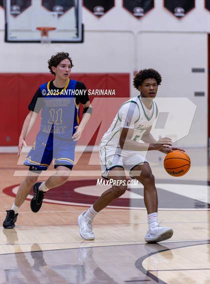 Thumbnail 3 in Bishop Amat vs. Ontario Christian photogallery.