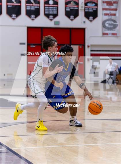 Thumbnail 1 in Bishop Amat vs. Ontario Christian photogallery.