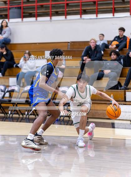 Thumbnail 3 in Bishop Amat vs. Ontario Christian photogallery.