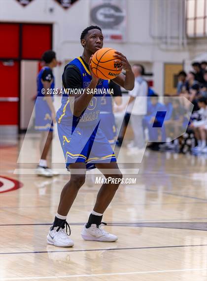 Thumbnail 1 in Bishop Amat vs. Ontario Christian photogallery.