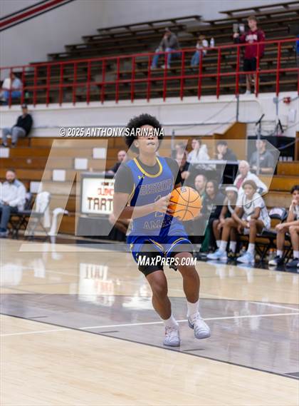 Thumbnail 3 in Bishop Amat vs. Ontario Christian photogallery.