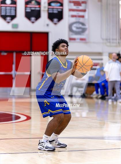 Thumbnail 1 in Bishop Amat vs. Ontario Christian photogallery.