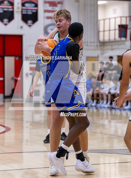 Thumbnail 1 in Bishop Amat vs. Ontario Christian photogallery.