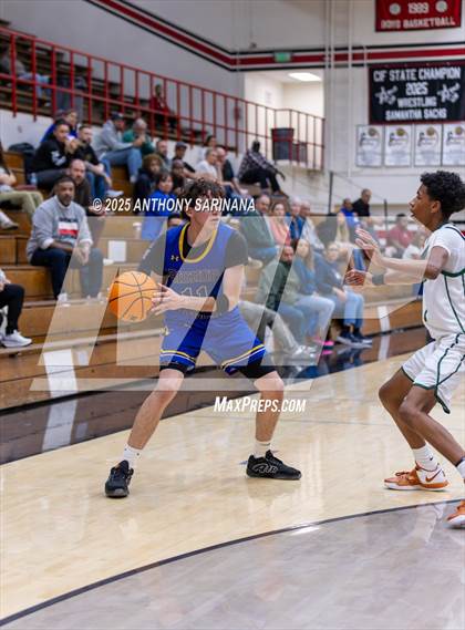 Thumbnail 2 in Bishop Amat vs. Ontario Christian photogallery.