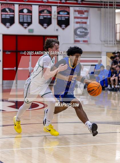 Thumbnail 2 in Bishop Amat vs. Ontario Christian photogallery.