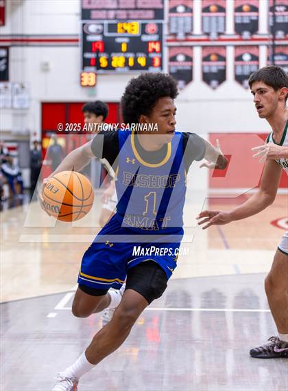 Thumbnail 1 in Bishop Amat vs. Ontario Christian photogallery.