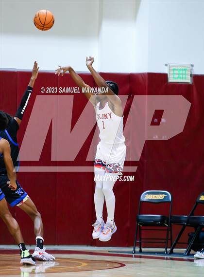 Thumbnail 1 in Windward vs Colony (So Cal Showdown) photogallery.