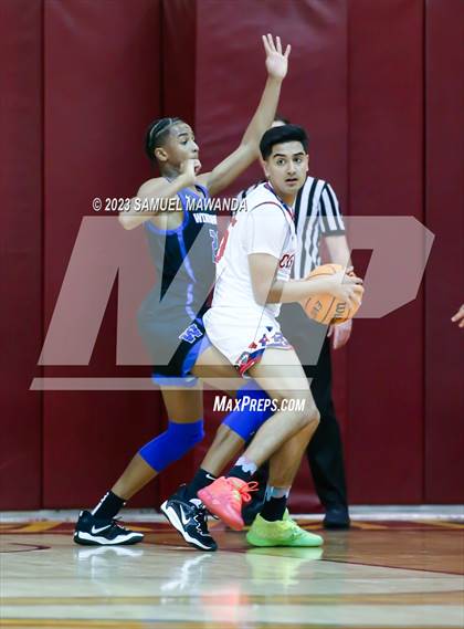 Thumbnail 3 in Windward vs Colony (So Cal Showdown) photogallery.