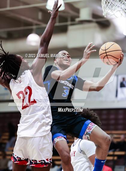 Thumbnail 1 in Windward vs Colony (So Cal Showdown) photogallery.