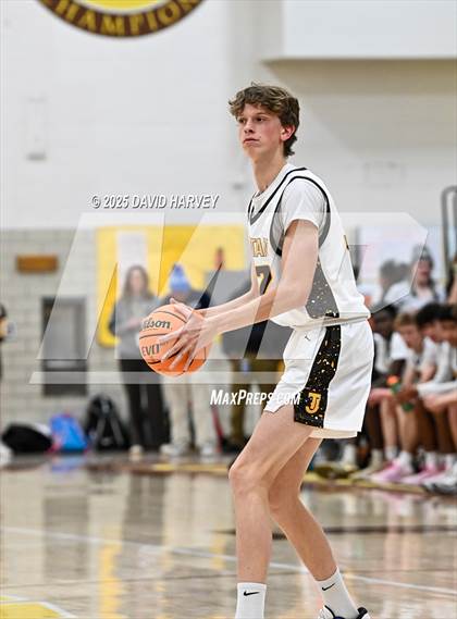 Thumbnail 3 in George Washington @ Thomas Jefferson photogallery.