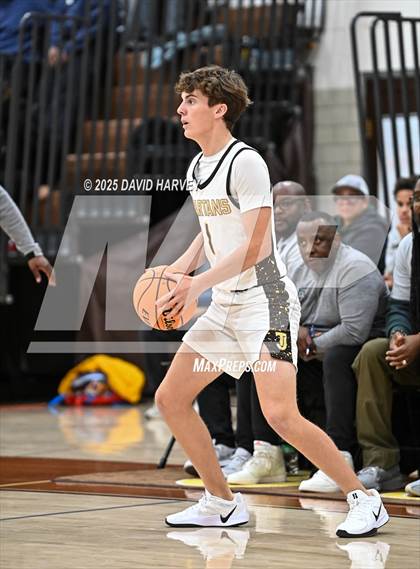 Thumbnail 3 in George Washington @ Thomas Jefferson photogallery.