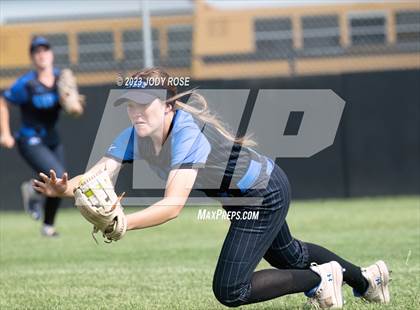 Thumbnail 2 in Farmington vs Cyprus photogallery.