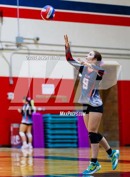 Thumbnail 3 in Evergreen @ Lindbergh (KingCo Tournament) photogallery.