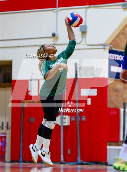 Thumbnail 3 in Evergreen @ Lindbergh (KingCo Tournament) photogallery.