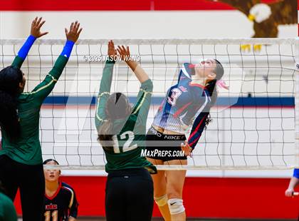 Thumbnail 2 in Evergreen @ Lindbergh (KingCo Tournament) photogallery.