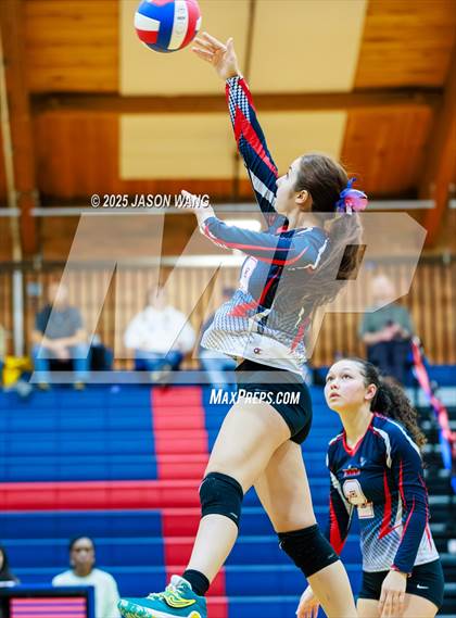 Thumbnail 2 in Evergreen @ Lindbergh (KingCo Tournament) photogallery.