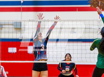 Thumbnail 1 in Evergreen @ Lindbergh (KingCo Tournament) photogallery.