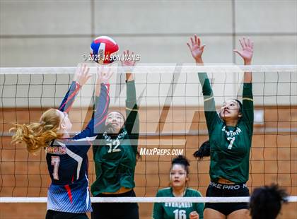 Thumbnail 1 in Evergreen @ Lindbergh (KingCo Tournament) photogallery.