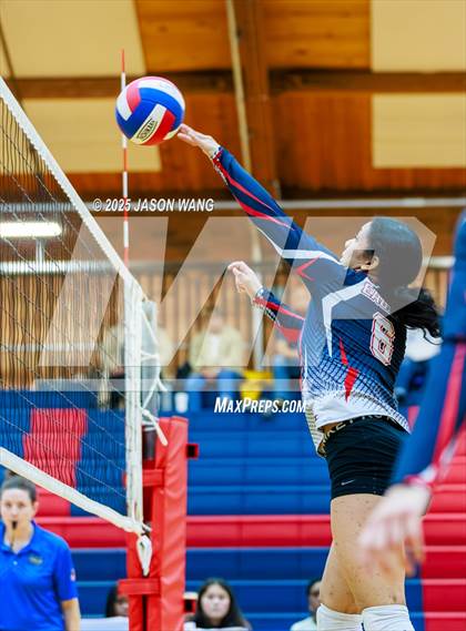 Thumbnail 3 in Evergreen @ Lindbergh (KingCo Tournament) photogallery.