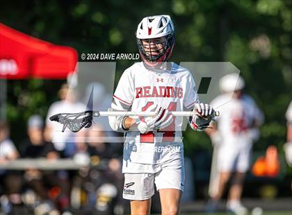 Thumbnail 1 in Reading Memorial (MIAA Division 2 Round of 32) photogallery.