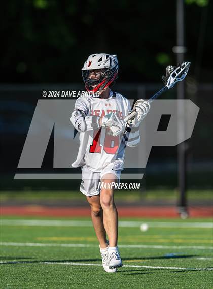 Thumbnail 1 in Reading Memorial (MIAA Division 2 Round of 32) photogallery.