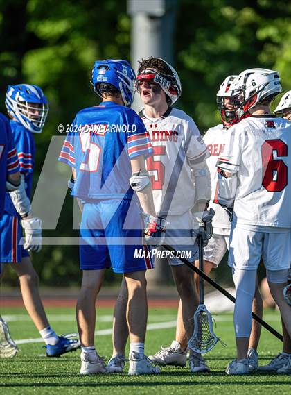 Thumbnail 3 in Reading Memorial (MIAA Division 2 Round of 32) photogallery.