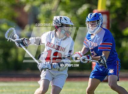 Thumbnail 1 in Reading Memorial (MIAA Division 2 Round of 32) photogallery.