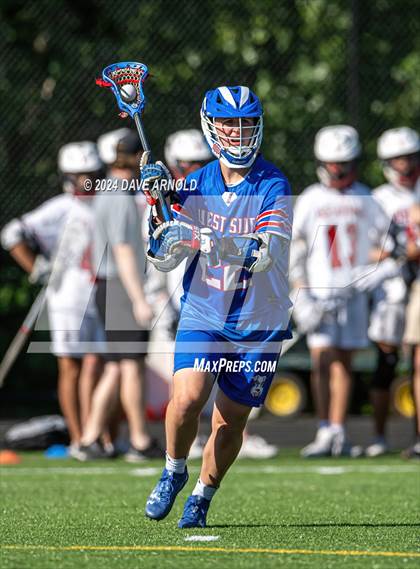Thumbnail 3 in Reading Memorial (MIAA Division 2 Round of 32) photogallery.