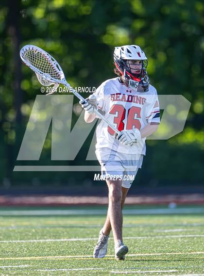 Thumbnail 2 in Reading Memorial (MIAA Division 2 Round of 32) photogallery.