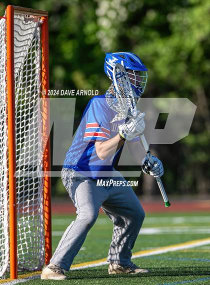 Thumbnail 3 in Reading Memorial (MIAA Division 2 Round of 32) photogallery.