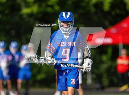 Thumbnail 3 in Reading Memorial (MIAA Division 2 Round of 32) photogallery.