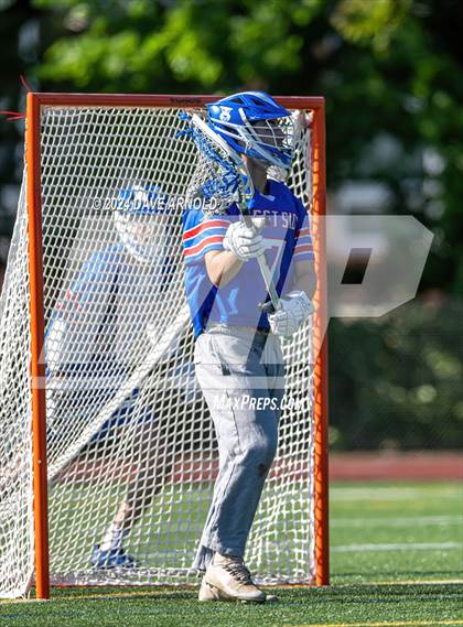 Thumbnail 1 in Reading Memorial (MIAA Division 2 Round of 32) photogallery.