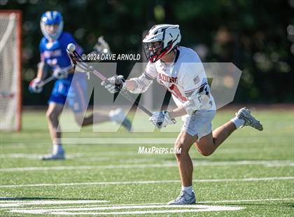 Thumbnail 1 in Reading Memorial (MIAA Division 2 Round of 32) photogallery.